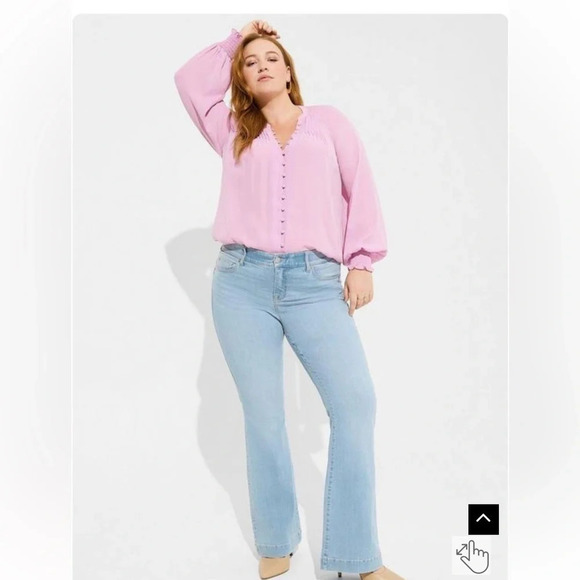 TORRID NWT Georgette smocked blouson sleeve blouse in mauve mist 23” p2p sz 12 - Picture 2 of 12